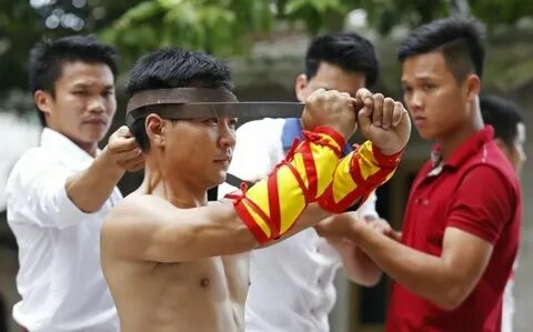 Vì sao quạt điện rất nhanh bám bụi?